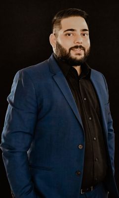 Portrait of Mangdeep Paul, Associate.